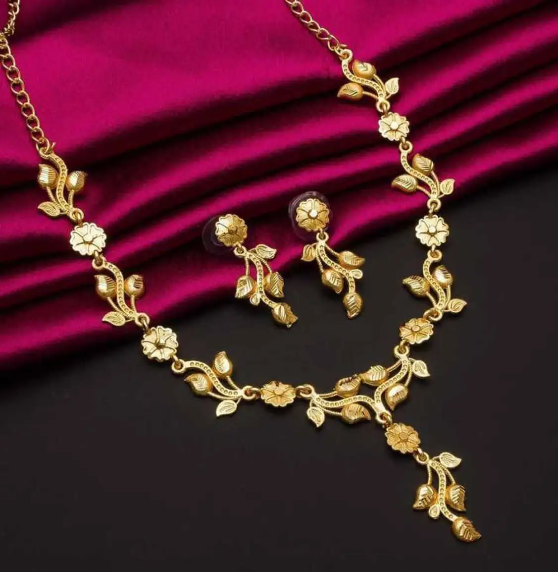 bestseller Gold-plated Plated Brass Necklace