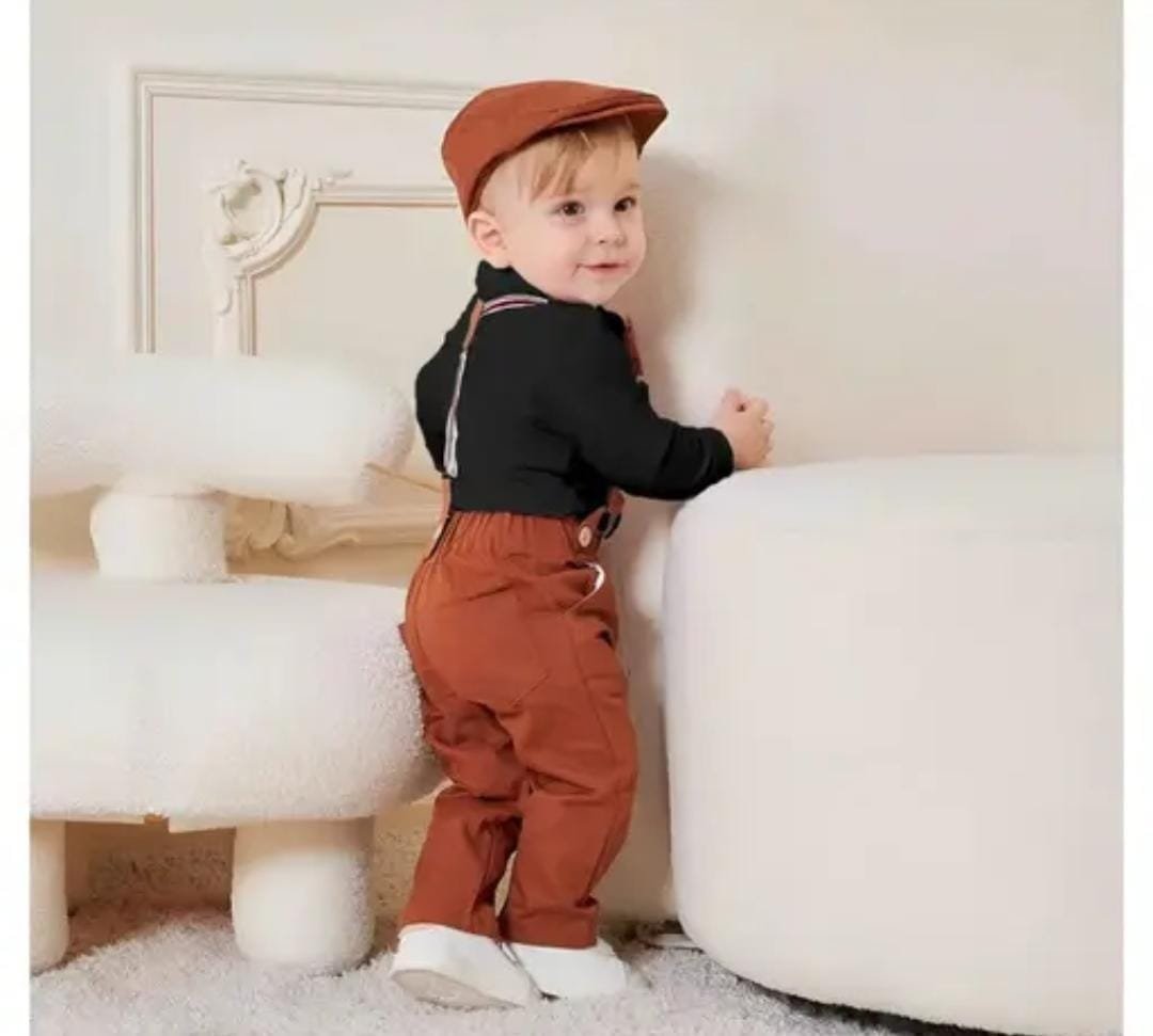 Pinamoni Exclusive kids pair with cap and suspender .