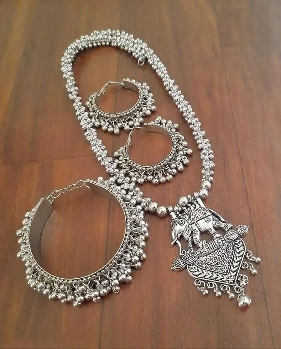 Metal Jewel Set (Silver)
