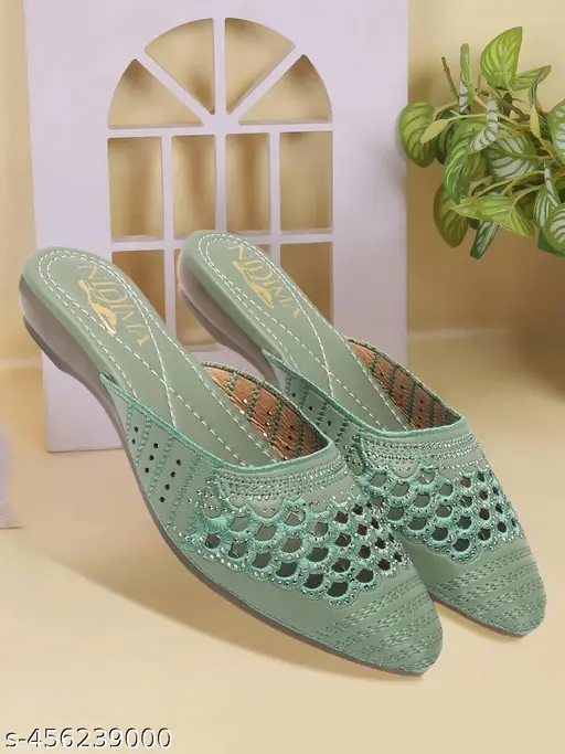 NIDIMA Women's Flat Sandals - Stylish & Comfortable Everyday Footwear