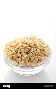 Feasthero White Urad Dal (Split)  (250 g)